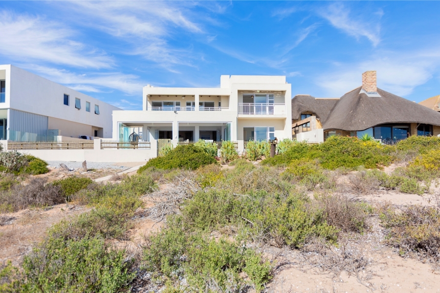 4 Bedroom Property for Sale in Britannia Bay Western Cape